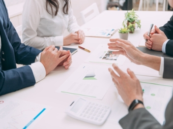 【在日本轉(zhuǎn)職或留學(xué)生就職】招聘貿(mào)易公司總務(wù)或營業(yè)擔(dān)當(dāng)1人