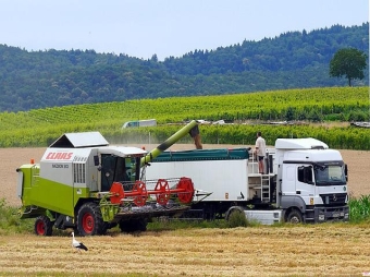 【赴日工作】農業器械的組裝、涂改、焊接、搬運等